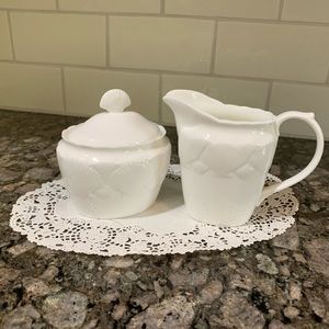 Wedgewood “Oceanside” sugar and creamer set